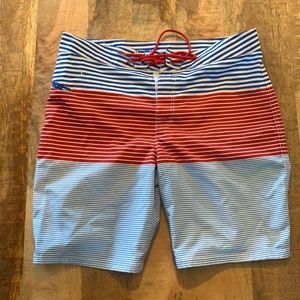 Vineyard Vines Board Shorts: Size 34